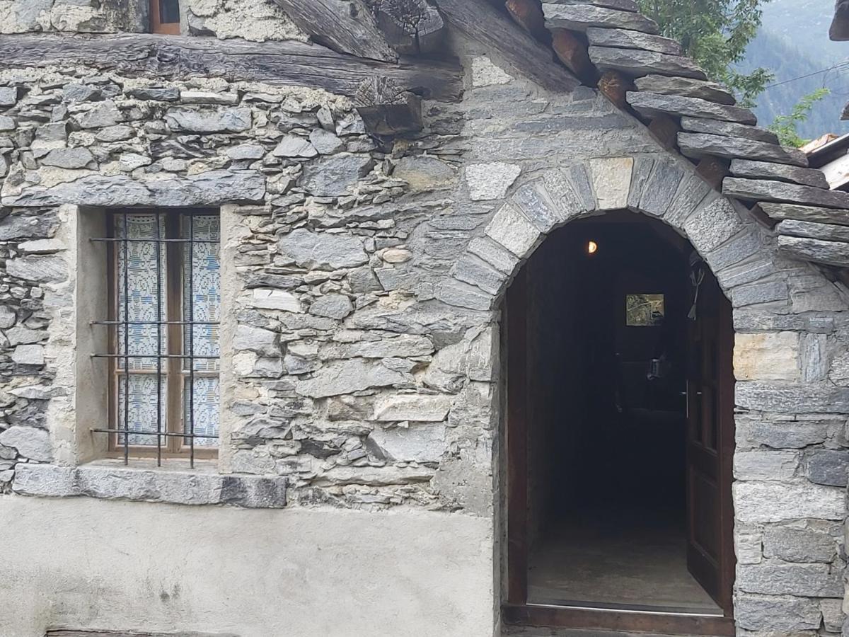 Tepilanti Villa Cerentino Exterior photo